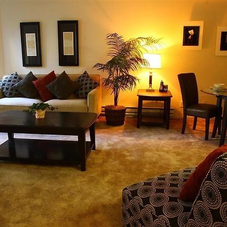 Oakwood 101 San Fernando Hotell San Jose Rum bild